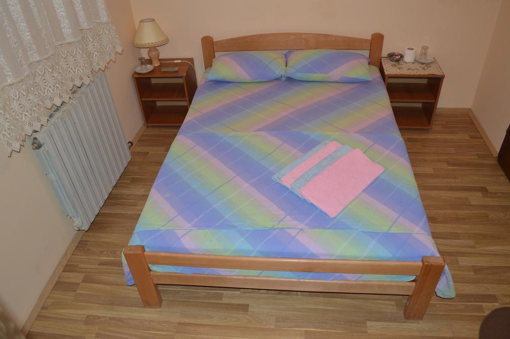 Pansion Lug Hotel Belgrade Bilik gambar